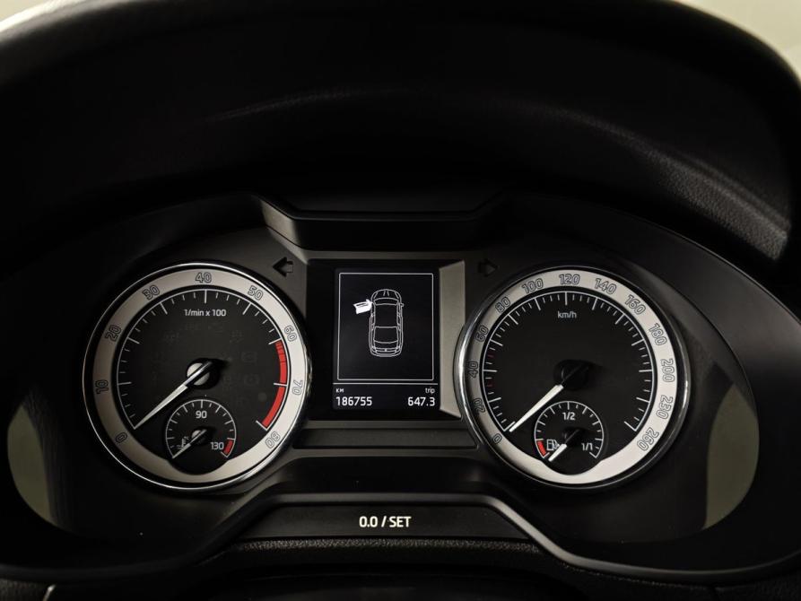 Skoda Octavia III (A7) Рестайлинг Москва  - изображение 18