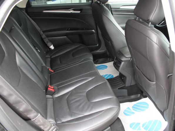 Ford Mondeo V с пробегом 2015 года, цена 1 070 000 рублей, 194702 км, седан, Автокод Объявления