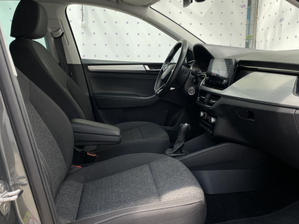 Skoda Rapid II с пробегом 2021 года, цена 1 830 000 рублей, 68842 км, лифтбек, Автокод Объявления