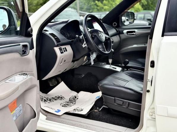 Mitsubishi Pajero Sport II с пробегом 2011 года, цена 1 299 000 рублей, 255971 км, внедорожник, Автокод Объявления