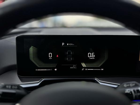 Kia Sorento IV Рестайлинг с пробегом 2024 года, цена 4 615 000 рублей, 44350 км, внедорожник, Автокод Объявления