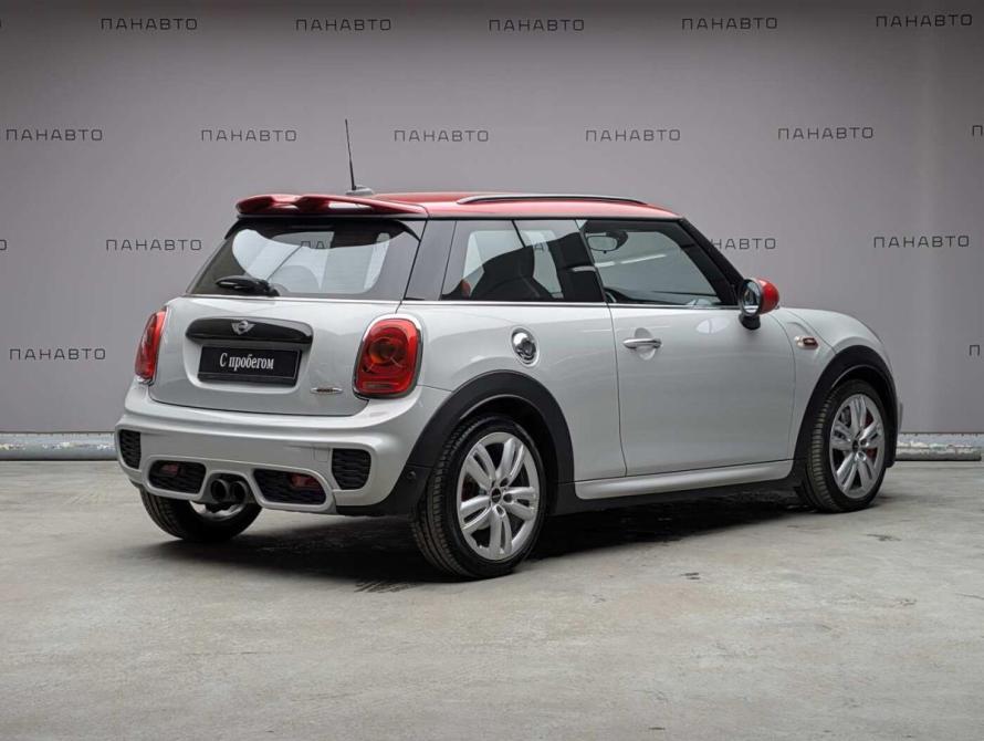 Mini Hatch III (F55/F56) Москва  - изображение 5