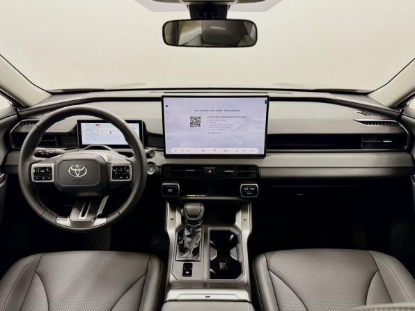 Toyota RAV4 VI (XA60) с пробегом 2026 года, цена 4 400 000 рублей, 19 км, внедорожник, Автокод Объявления