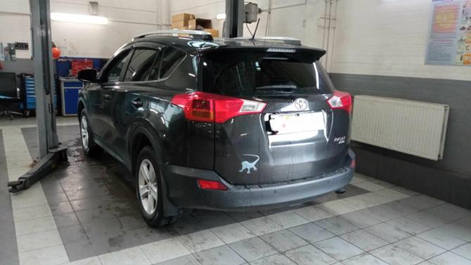 Toyota RAV4 IV (XA40) с пробегом 2014 года, цена 1 740 000 рублей, 278009 км, внедорожник, Автокод Объявления
