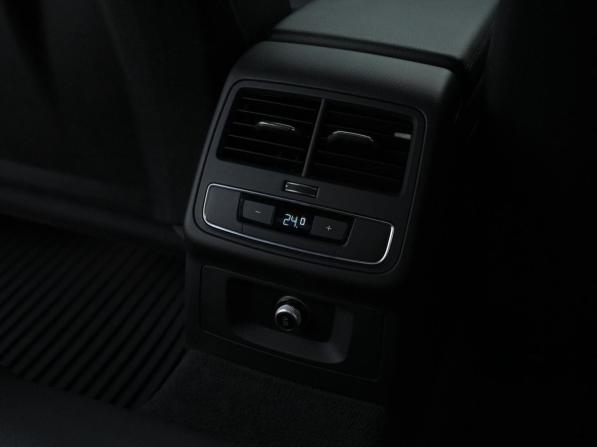 Audi A4 V (B9) с пробегом 2016 года, цена 2 898 000 рублей, 101060 км, седан, Автокод Объявления
