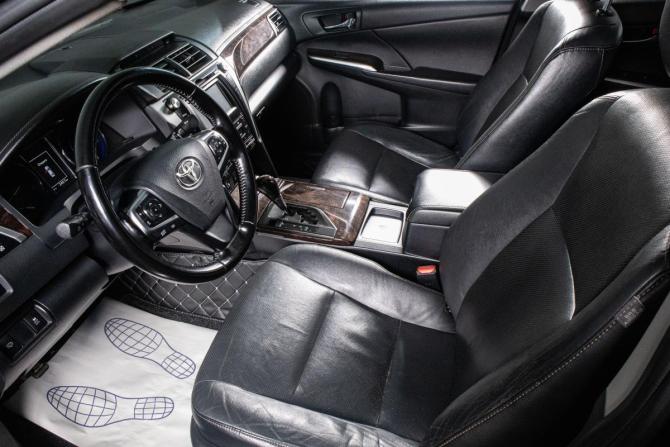 Toyota Camry VII (XV50) Рестайлинг с пробегом 2014 года, цена 1 819 000 рублей, 265200 км, седан, Автокод Объявления