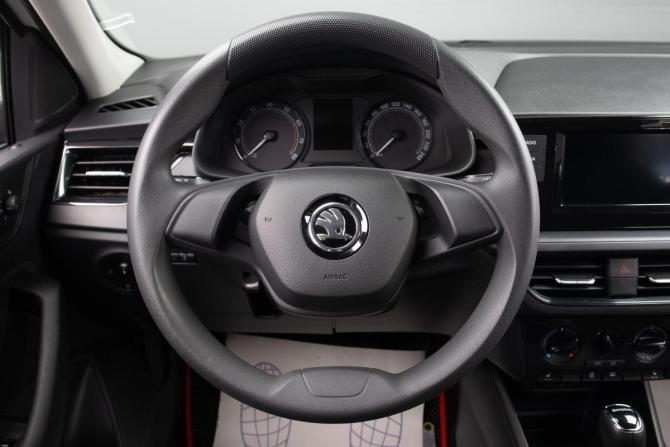Skoda Rapid II с пробегом 2021 года, цена 1 599 000 рублей, 126447 км, лифтбек, Автокод Объявления
