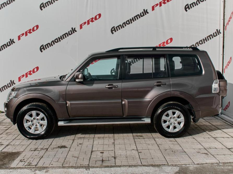 Mitsubishi Pajero IV Рестайлинг 1 Екатеринбург  - изображение 7