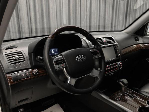 Kia Mohave I Рестайлинг с пробегом 2018 года, цена 3 150 000 рублей, 149000 км, внедорожник, Автокод Объявления