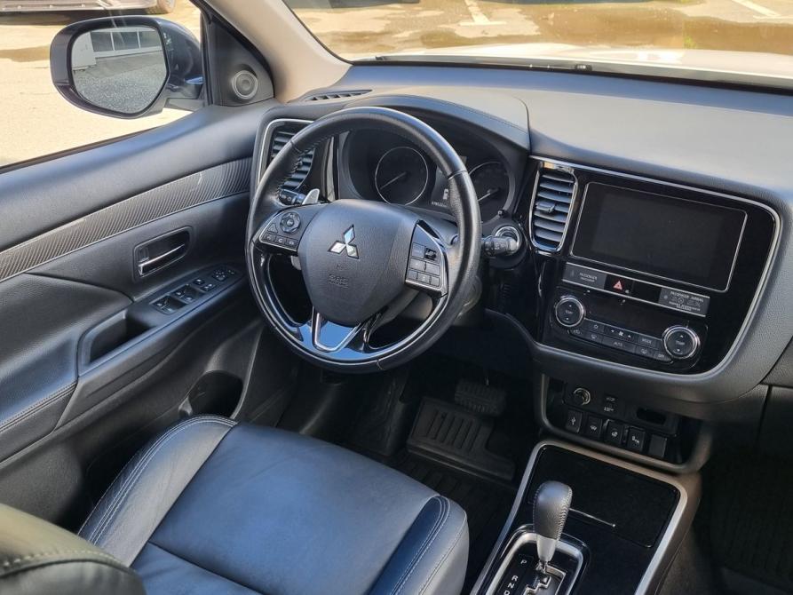 Mitsubishi Outlander III Рестайлинг 3 Екатеринбург  - изображение 21