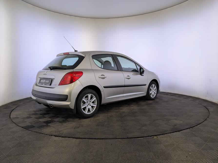 Peugeot 207 I Москва  - изображение 5