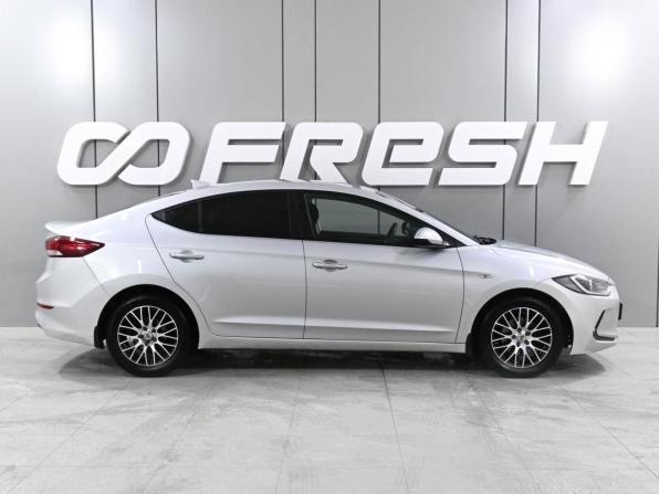 Hyundai Elantra VI (AD) с пробегом 2017 года, цена 1 349 000 рублей, 193440 км, седан, Автокод Объявления