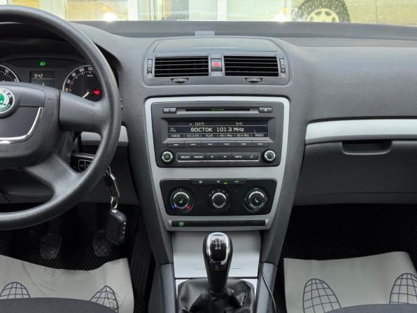 Skoda Octavia II (A5) Рестайлинг с пробегом 2012 года, цена 765 000 рублей, 161298 км, лифтбек, Автокод Объявления