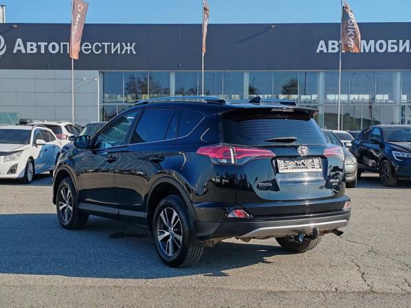 Toyota RAV4 IV (XA40) Рестайлинг с пробегом 2017 года, цена 1 899 000 рублей, 230000 км, внедорожник, Автокод Объявления