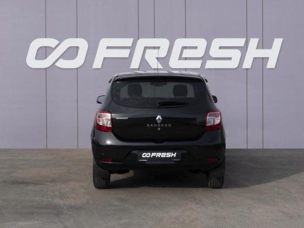 Renault Sandero II с пробегом 2015 года, цена 779 000 рублей, 71804 км, хэтчбек, Автокод Объявления