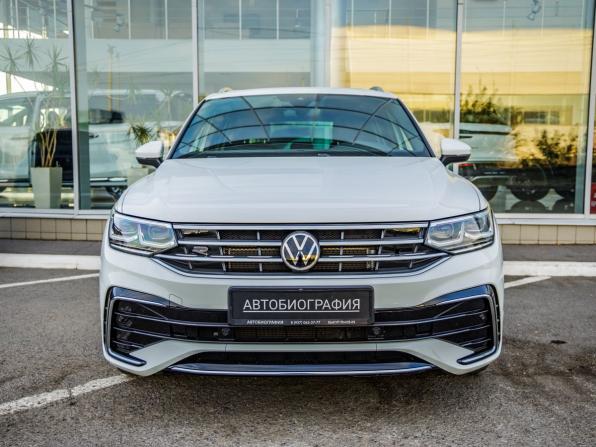 Volkswagen Tiguan II Рестайлинг с пробегом 2021 года, цена 3 948 000 рублей, 40232 км, внедорожник, Автокод Объявления