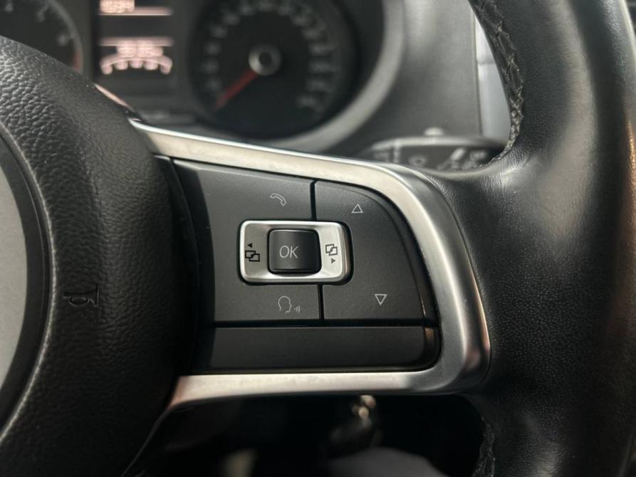 Volkswagen Polo V Рестайлинг Красноярск  - изображение 16