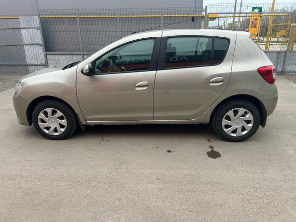 Renault Sandero II с пробегом 2018 года, цена 779 900 рублей, 182738 км, хэтчбек, Автокод Объявления