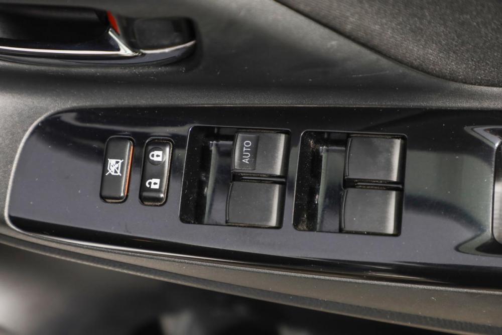Toyota Vitz III (XP130) Рестайлинг 2 Новосибирск  - изображение 16