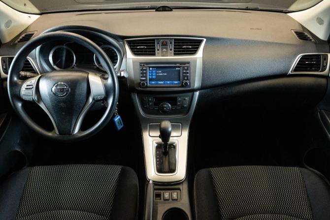 Nissan Tiida II с пробегом 2015 года, цена 1 260 000 рублей, 84334 км, хэтчбек, Автокод Объявления