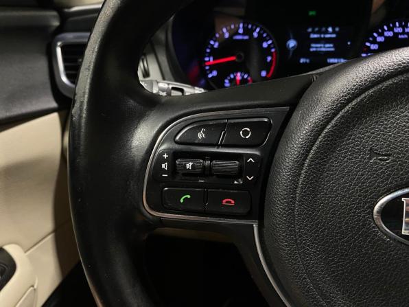 Kia Optima IV с пробегом 2017 года, цена 1 720 000 рублей, 135612 км, седан, Автокод Объявления
