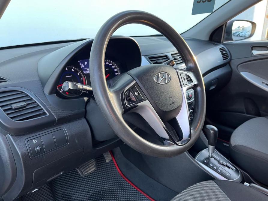 Hyundai Solaris I Санкт-Петербург  - изображение 8