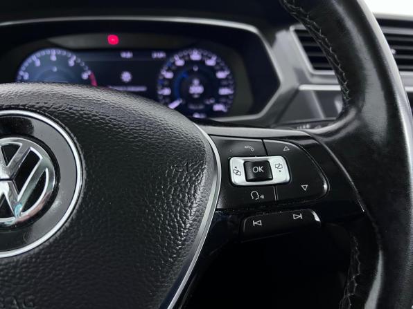 Volkswagen Tiguan II с пробегом 2018 года, цена 2 250 000 рублей, 121926 км, внедорожник, Автокод Объявления