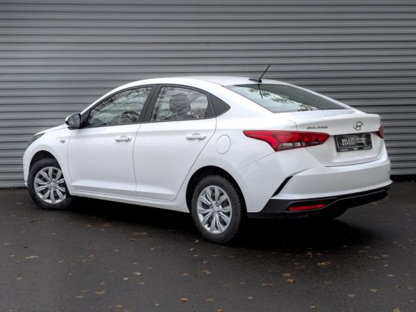 Hyundai Solaris II Рестайлинг с пробегом 2022 года, цена 1 535 000 рублей, 89366 км, седан, Автокод Объявления