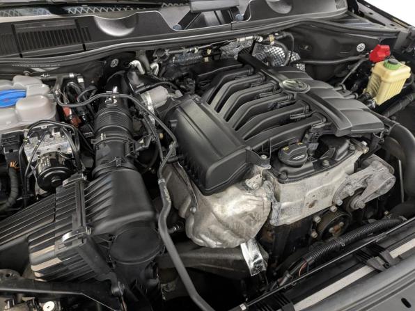 Volkswagen Touareg II Рестайлинг с пробегом 2015 года, цена 2 795 000 рублей, 111057 км, внедорожник, Автокод Объявления