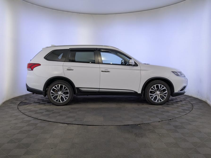Mitsubishi Outlander III Рестайлинг 2 Москва  - изображение 4