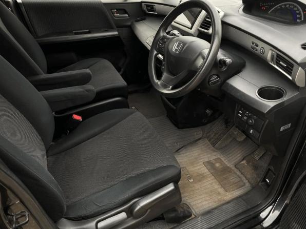 Honda Freed I Рестайлинг с пробегом 2012 года, цена 895 000 рублей, 191107 км, компактвэн, Автокод Объявления