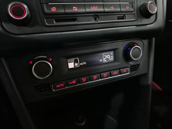 Volkswagen Polo V с пробегом 2014 года, цена 830 000 рублей, 127664 км, седан, Автокод Объявления