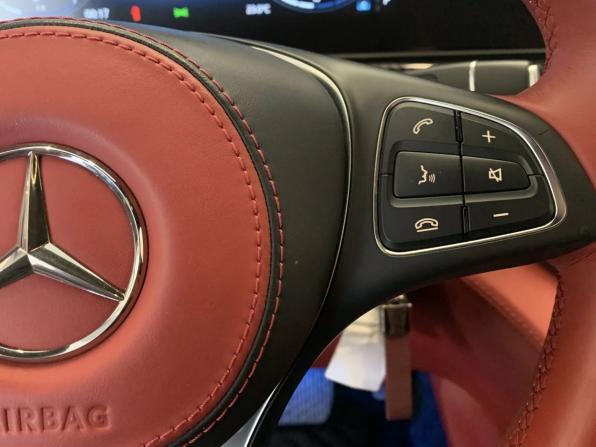 Mercedes-Benz V-Класс III (W447) Рестайлинг с пробегом 2021 года, цена 6 700 000 рублей, 62233 км, минивэн, Автокод Объявления