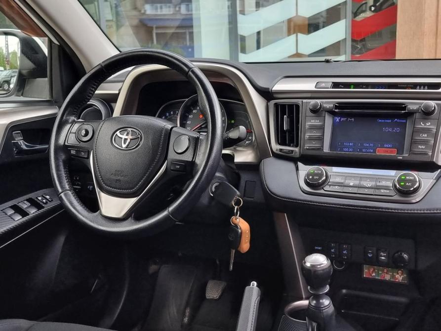 Toyota RAV4 IV (XA40) Архангельск  - изображение 10