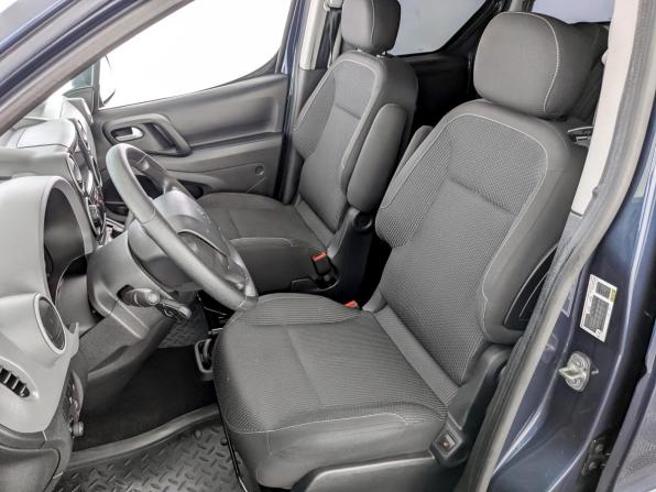 Peugeot Partner II Рестайлинг 2 с пробегом 2021 года, цена 2 110 000 рублей, 62307 км, компактвэн, Автокод Объявления
