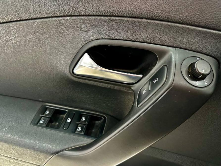 Volkswagen Polo V Рестайлинг Ростов-на-Дону  - изображение 10