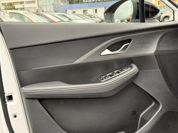 Omoda C5 I Рестайлинг с пробегом 2024 года, цена 2 359 000 рублей, 21192 км, внедорожник, Автокод Объявления