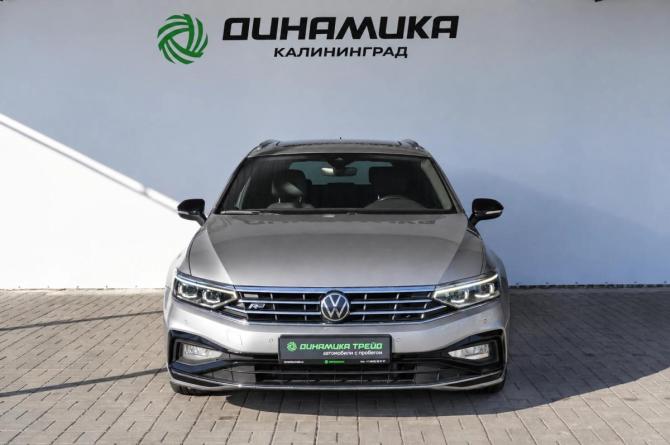 Volkswagen Passat B8 Рестайлинг с пробегом 2021 года, цена 2 180 000 рублей, 150561 км, универсал, Автокод Объявления