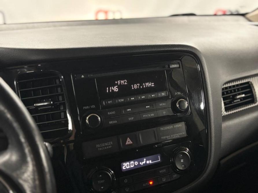 Mitsubishi Outlander III Рестайлинг 2 Санкт-Петербург  - изображение 15