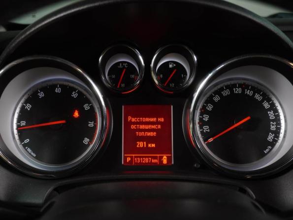 Opel Astra J Рестайлинг с пробегом 2014 года, цена 999 000 рублей, 131287 км, седан, Автокод Объявления