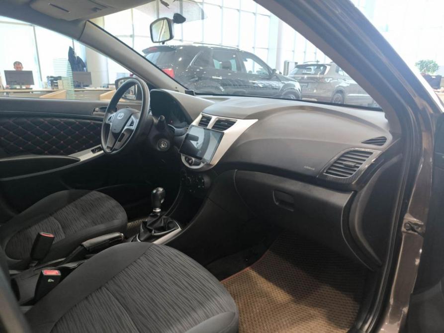 Hyundai Solaris I Рестайлинг Казань  - изображение 13