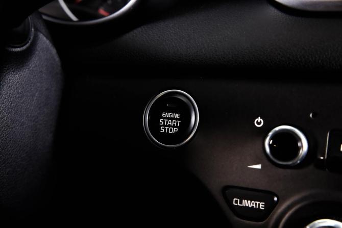 Kia Sportage IV Рестайлинг с пробегом 2020 года, цена 2 399 000 рублей, 123000 км, внедорожник, Автокод Объявления