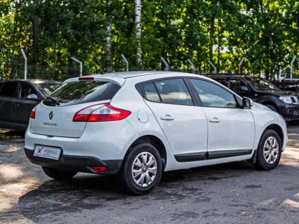 Renault Megane III Рестайлинг с пробегом 2012 года, цена 548 000 рублей, 194921 км, хэтчбек, Автокод Объявления