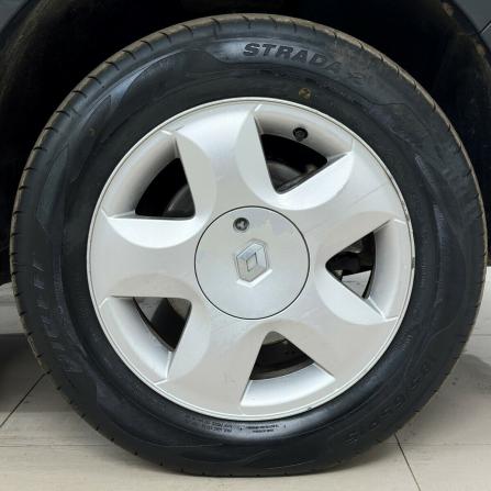 Renault Sandero I с пробегом 2012 года, цена 565 000 рублей, 214244 км, хэтчбек, Автокод Объявления