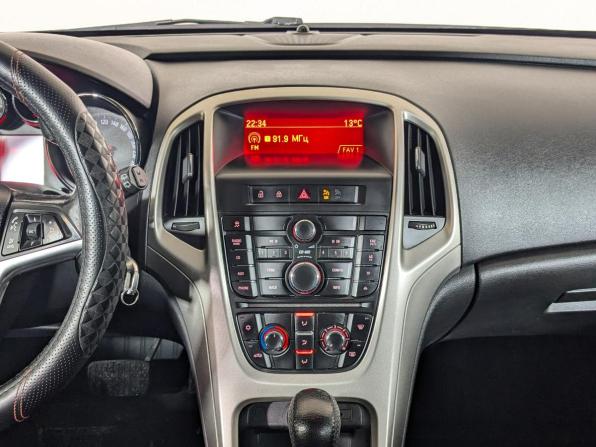 Opel Astra J с пробегом 2011 года, цена 649 900 рублей, 181000 км, хэтчбек, Автокод Объявления