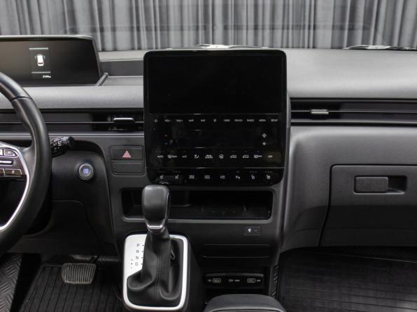 Hyundai Staria I с пробегом 2022 года, цена 5 299 999 рублей, 24100 км, минивэн, Автокод Объявления
