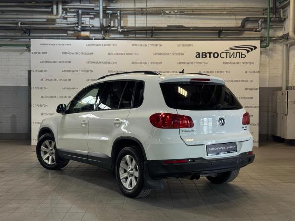 Volkswagen Tiguan I Рестайлинг с пробегом 2013 года, цена 839 000 рублей, 313000 км, внедорожник, Автокод Объявления