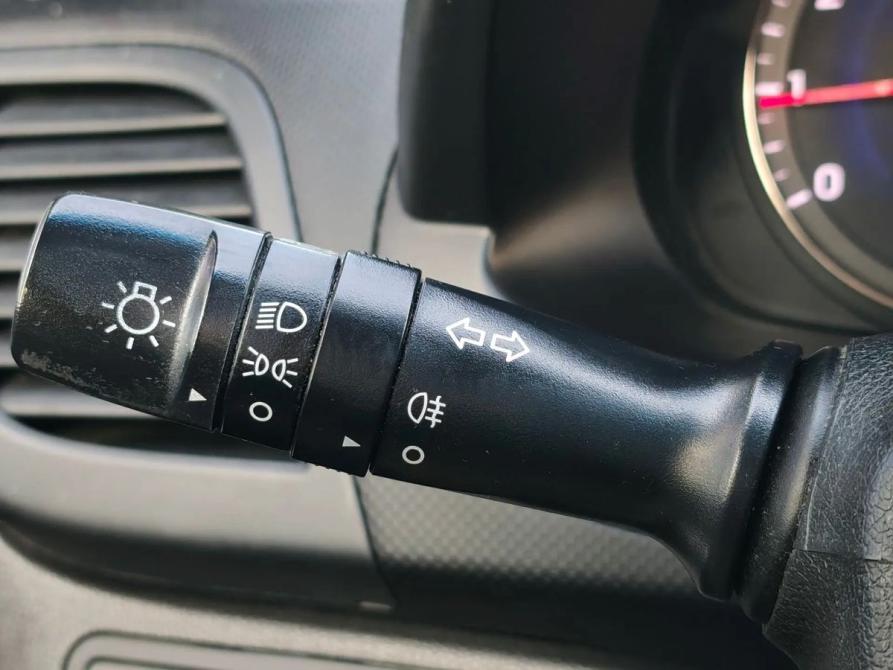 Hyundai Solaris I Рестайлинг Санкт-Петербург  - изображение 10