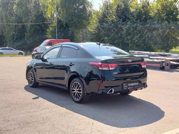 Kia Rio IV Рестайлинг с пробегом 2021 года, цена 1 700 000 рублей, 88515 км, седан, Автокод Объявления