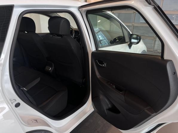 Renault Kaptur I Рестайлинг с пробегом 2021 года, цена 1 399 000 рублей, 86722 км, внедорожник, Автокод Объявления